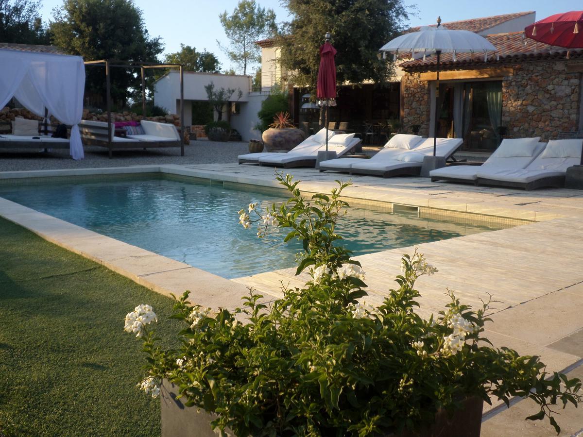 Le Clos Des Cambres Les Arcs-sur-Argens Eksteriør billede